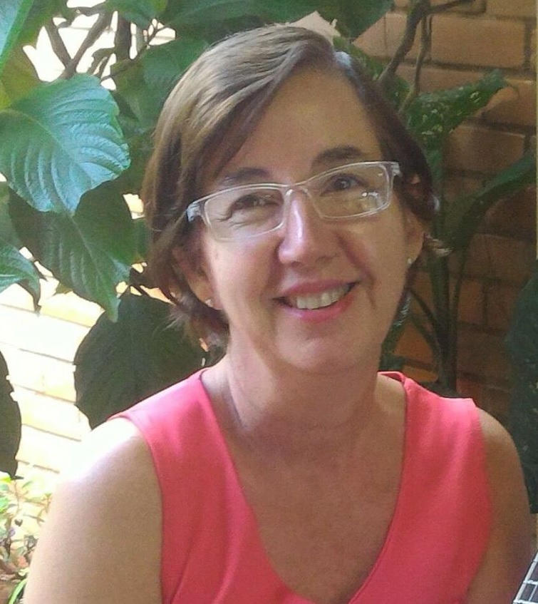  Vera Regina Ferreira Telles Simões 